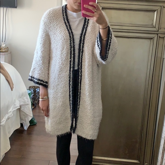 Anthropologie Sweaters - ANTHROPOLOGIE Amadi eyelash cardigan